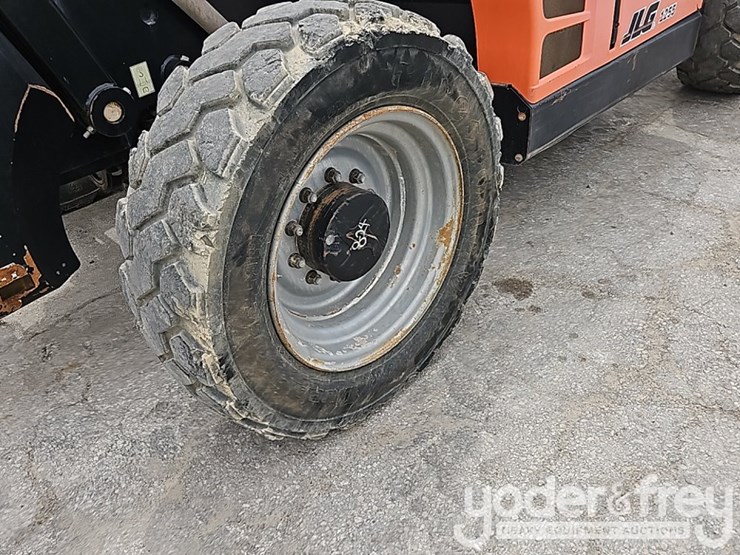 2020-jlg-1255-image-19