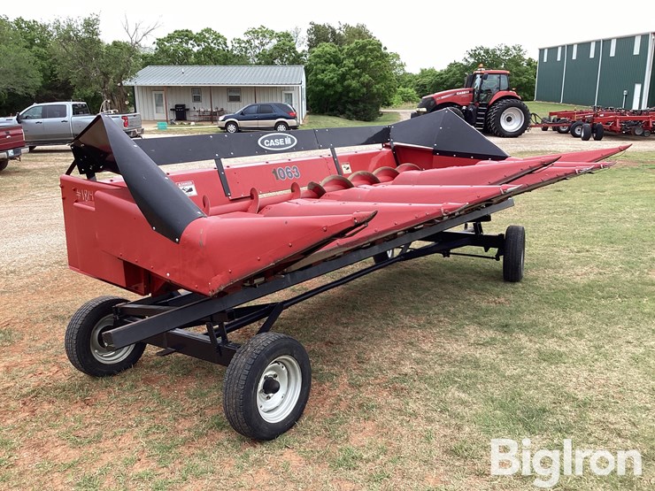 case-ih-1063-image-3
