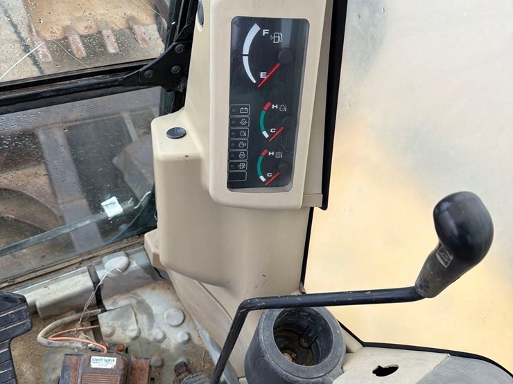 caterpillar-307c-image-58