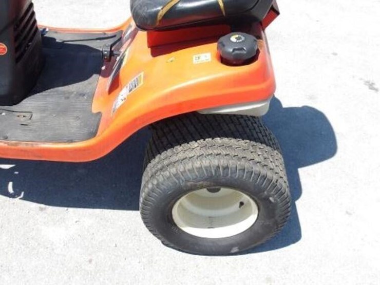 2013-kubota-t1880-image-25
