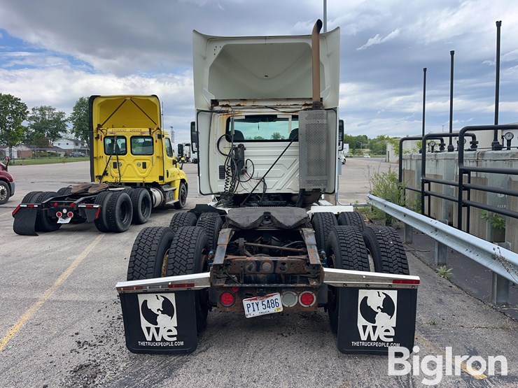 2010-international-prostar-image-5