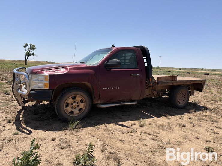 2013-chevrolet-1500-image-1