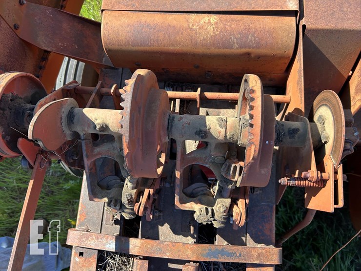 new-holland-269-image-13