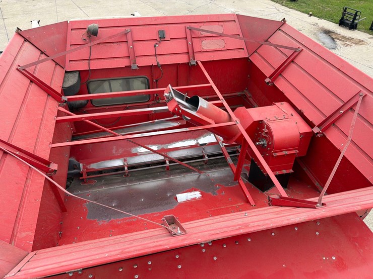 2001-massey-ferguson-8780xp-image-77