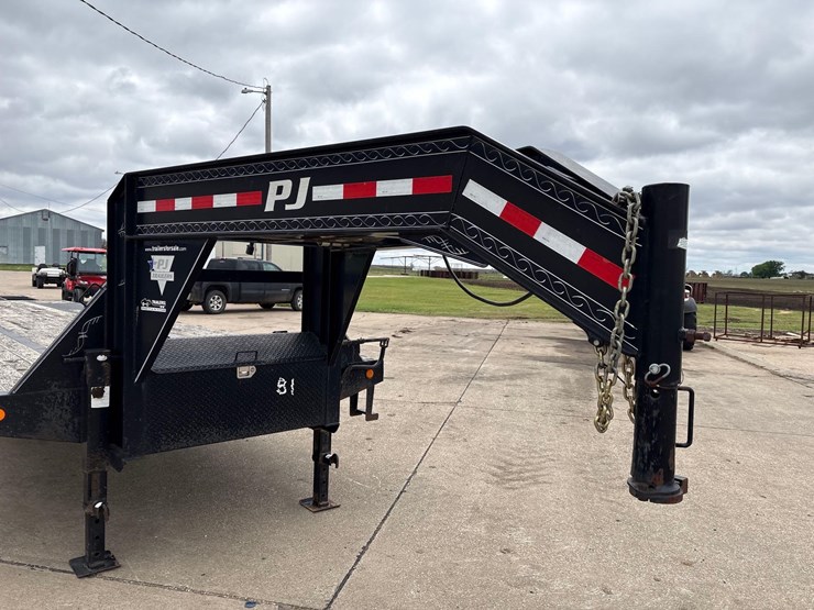 2010-97”-x-36’-pj-trailers-gooseneck-deck-over-trailer-image-24