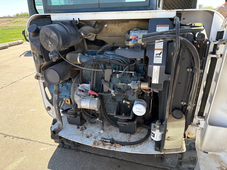 2001-bobcat-331e-image-35