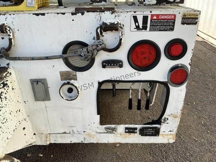 2009-international-workstar-7600-image-12