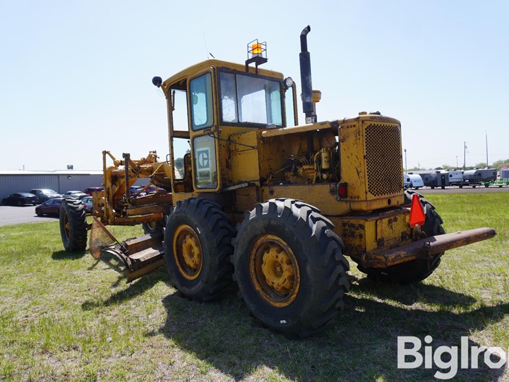 1968-caterpillar-12f-image-7