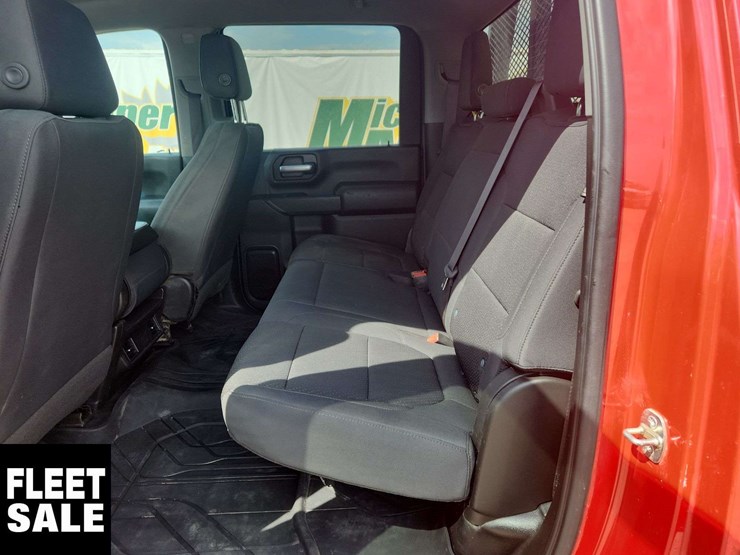 2020-chevrolet-silverado-3500hd-image-17
