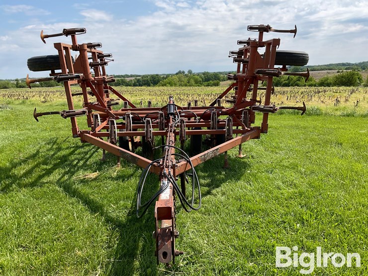 wil-rich-field-cultivator-image-2