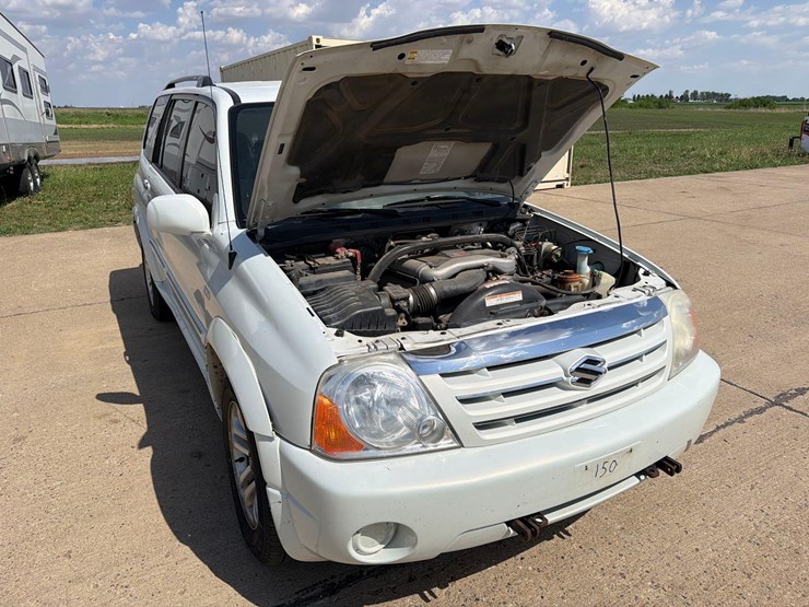 2004-suzuki-xl7-image-41