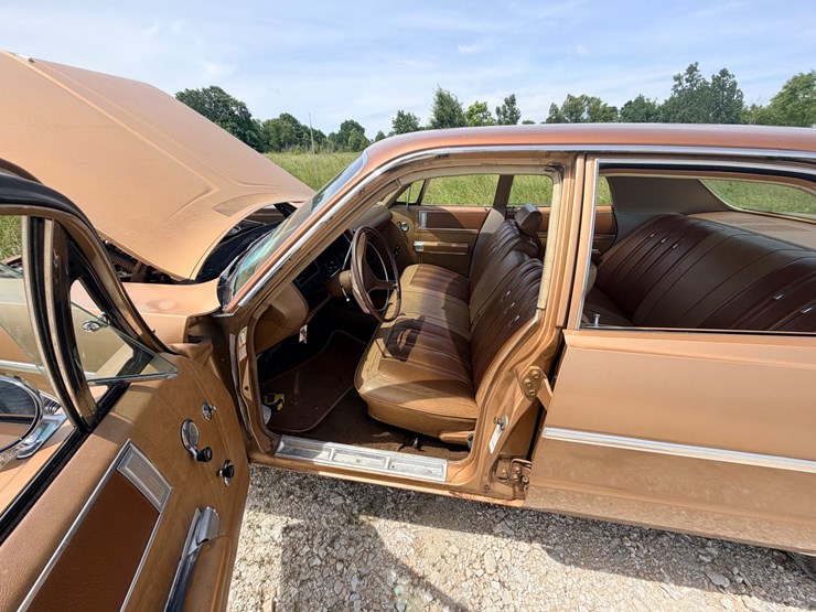 #24070-•-1969-plymouth-fury-image-31