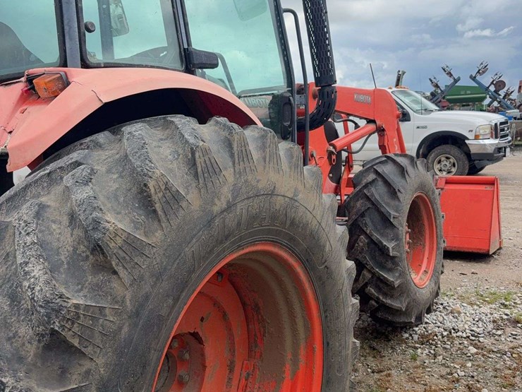 2023-kubota-m108s-image-23