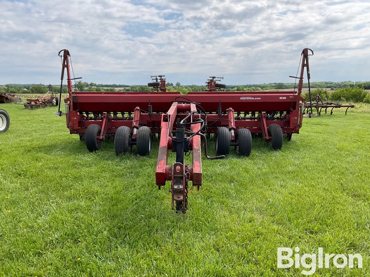 case-ih-5400-image-2