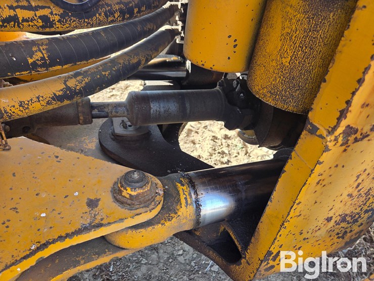 john-deere-644-image-12