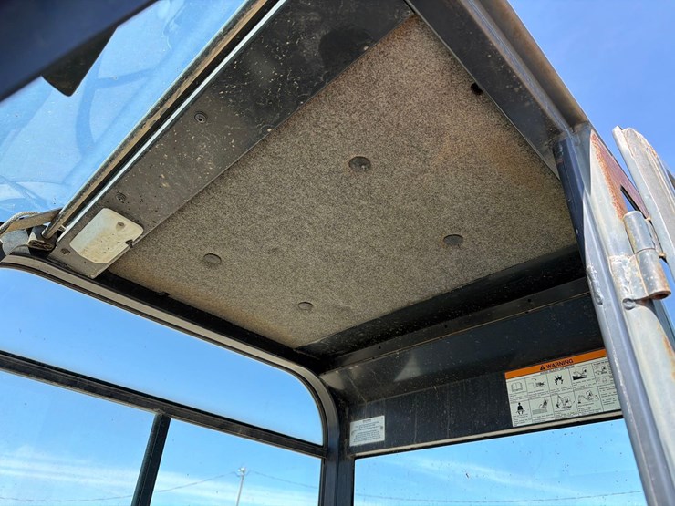 2001-bobcat-331e-image-46