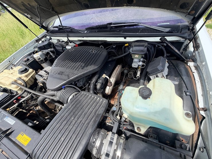 #24067-•-1994-buick-roadmaster-passenger-car-image-25