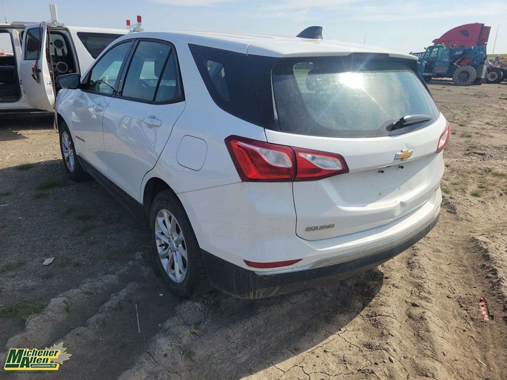 2018-chevrolet-equinox-image-8