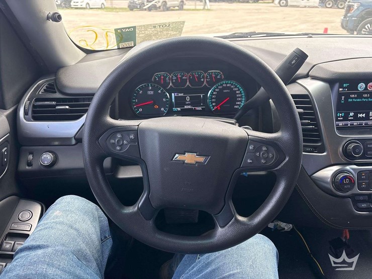 2019-chevrolet-tahoe-image-10