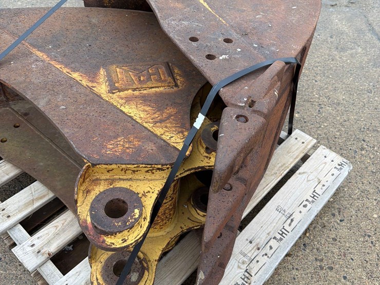 caterpillar-307c-image-16