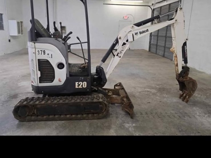 2016-bobcat-e20-image-2
