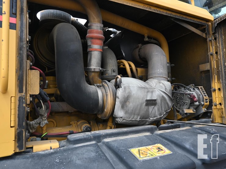 2004-caterpillar-140h-image-4