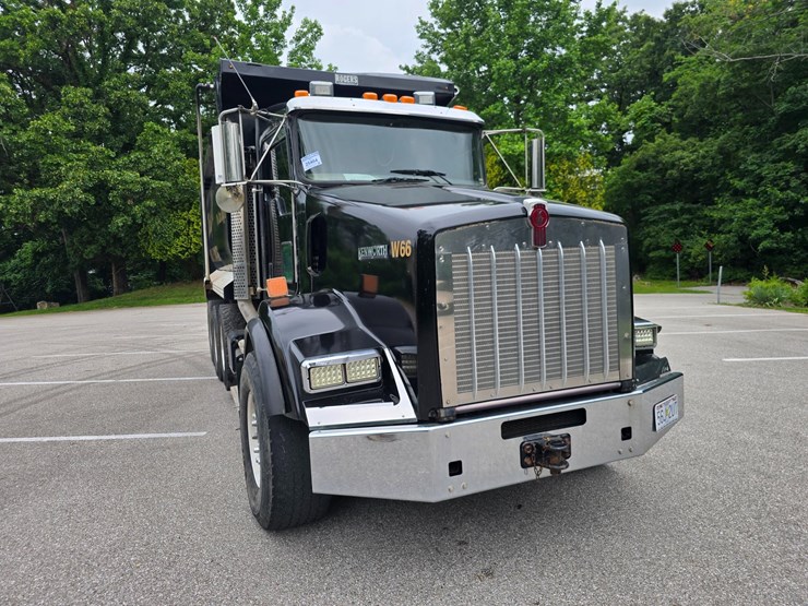 2015-kenworth-t800-image-33