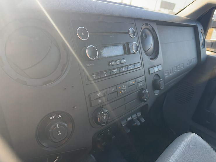 2014-ford-f250-image-25