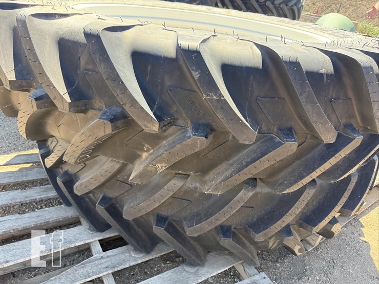 2x-michelin-radial-x-agribib-420/80r46-tires-on-10-image-10