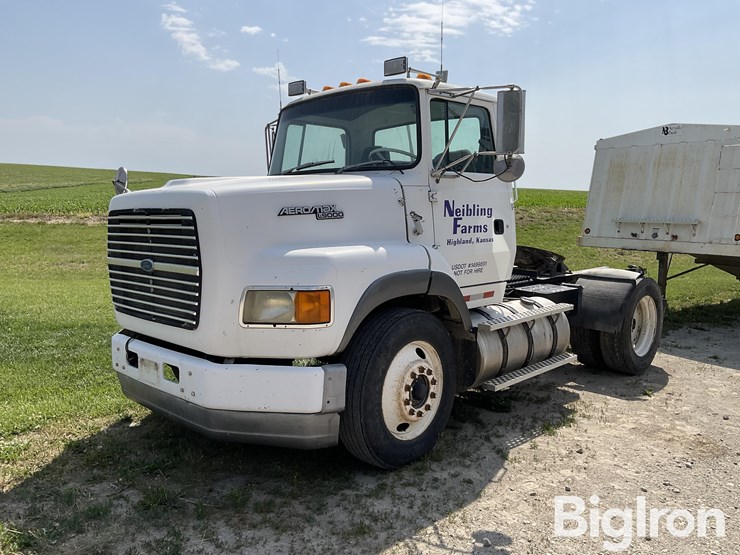 1992-ford-la9000-image-1