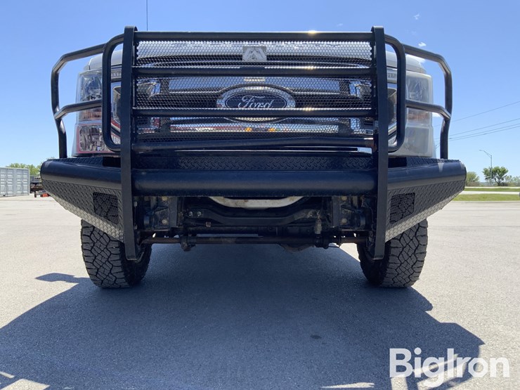 2021-ford-f250-xl-image-9