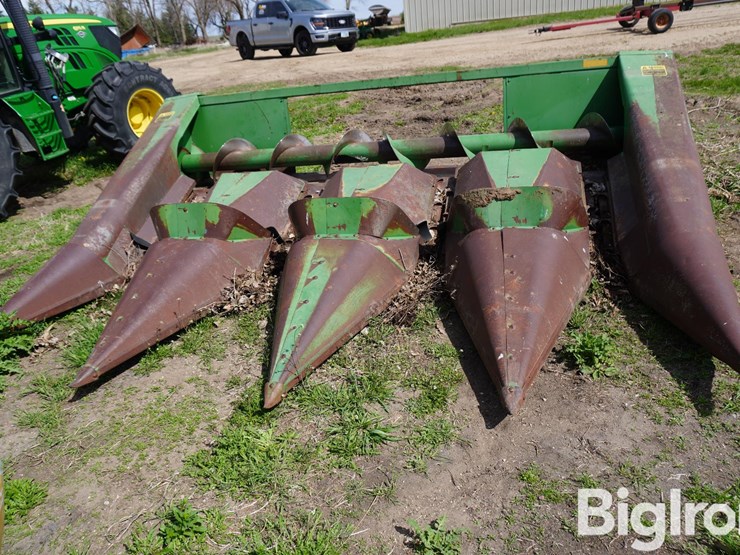 john-deere-444-image-2