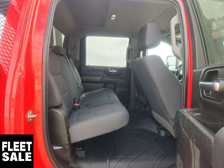 2020-chevrolet-silverado-3500hd-image-11
