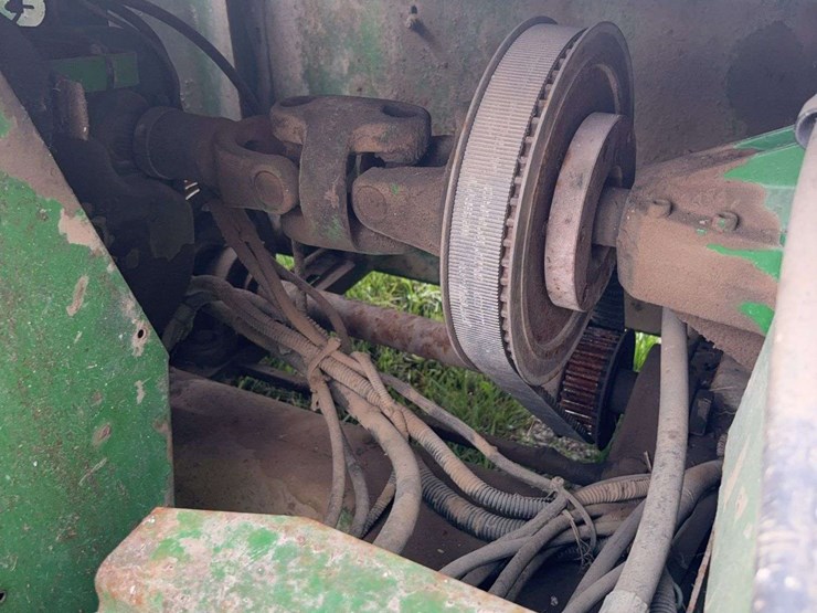john-deere-3950-image-18