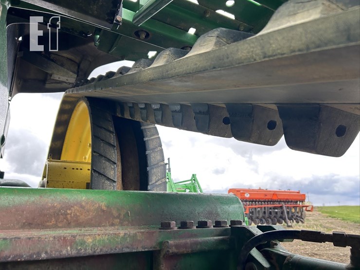 2004-john-deere-8220t-image-19