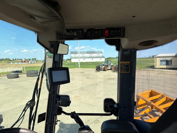 deere-344l-image-39