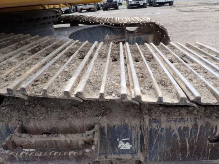 2022-komatsu-pc210-lc-11-image-58