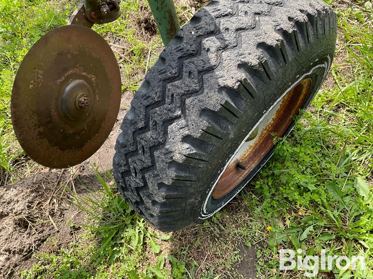john-deere-on-land-plow-image-11