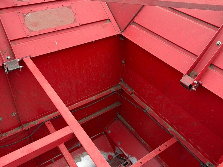 2001-massey-ferguson-8780xp-image-86