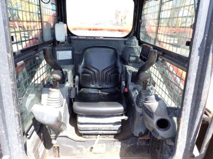 2023-kubota-svl65-2-image-18