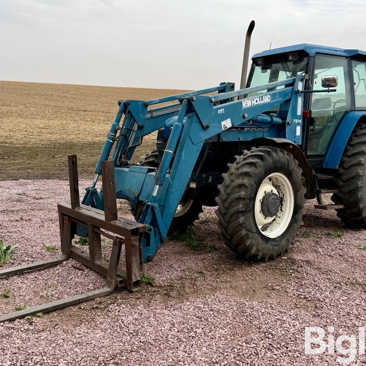 1991 FORD 8240