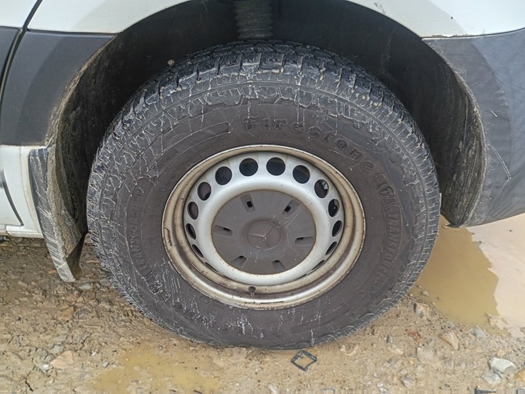 2019-mercedes-benz-sprinter-2500-image-82
