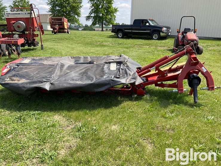 2012-new-holland-h6750-image-2