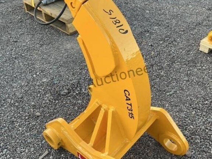 2025-caterpillar-315-image-4