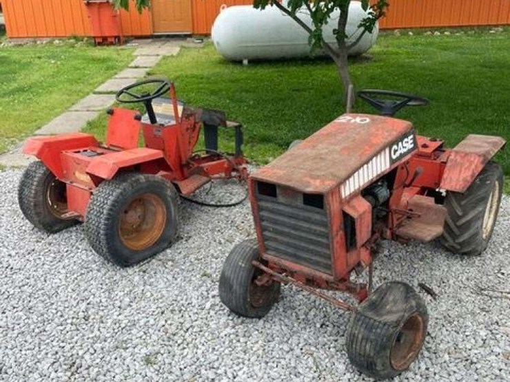 (2)-case-210-tractors-image-1