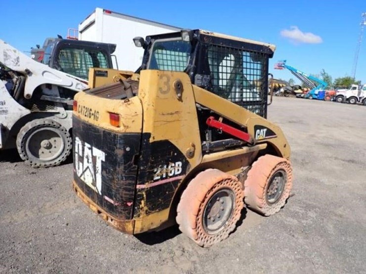 2006-caterpillar-216b-image-5