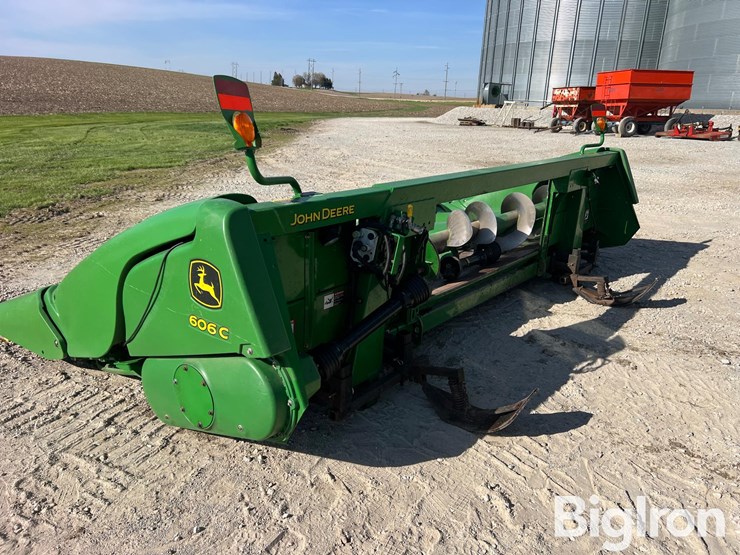 john-deere-606c-image-6