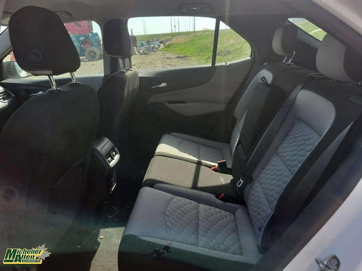 2018-chevrolet-equinox-image-23