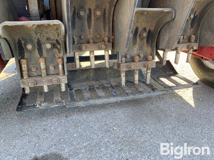 massey-ferguson-730-image-13
