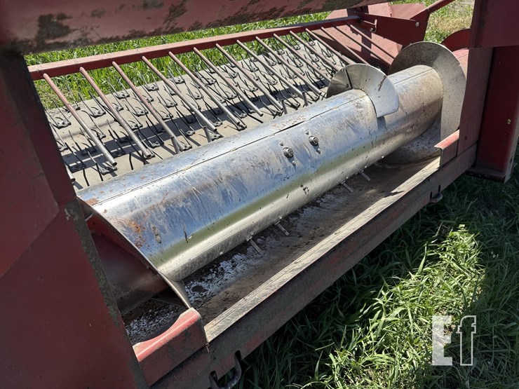 case-ih-810-image-7
